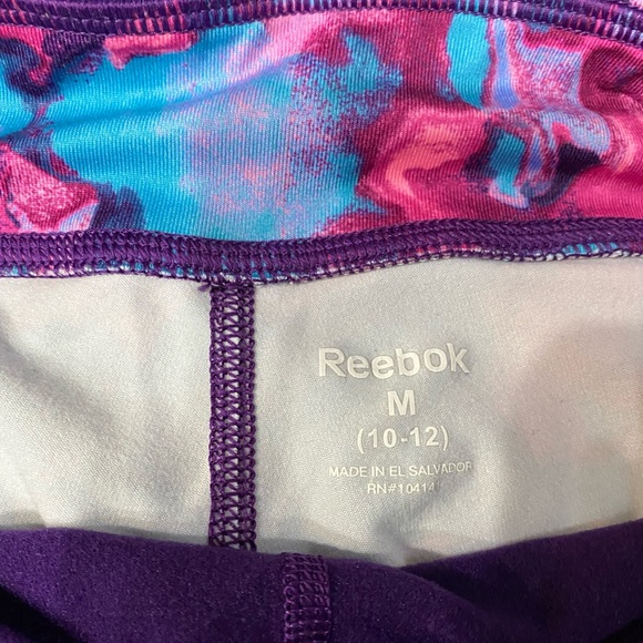 Set - Picture 2 of 2